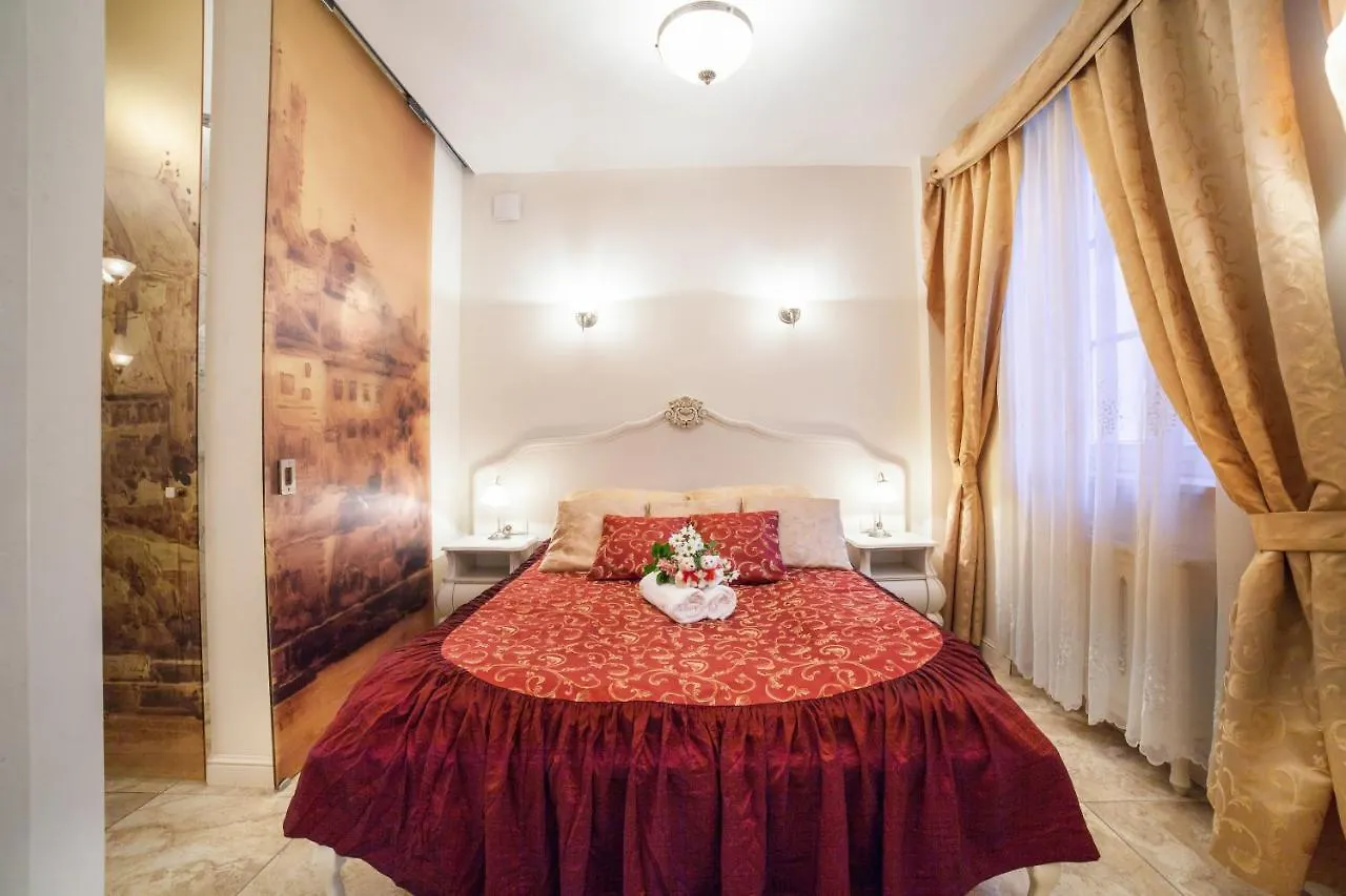 Empire Apartment Warszawa